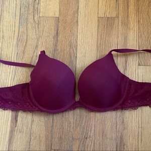 Gilligan & O’Malley Red Plunge Uplift Bra